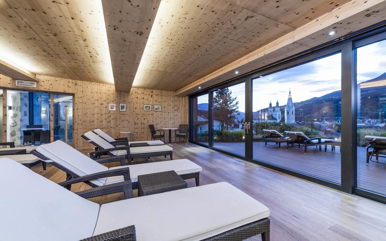 Hotel Gruener Baum Bressanone Bagian luar foto